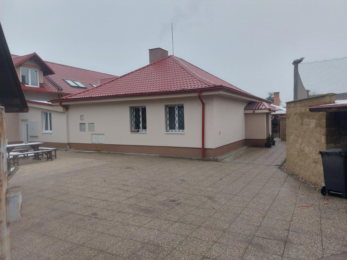Penzion Tosa Klášterec nad Ohří エクステリア 写真