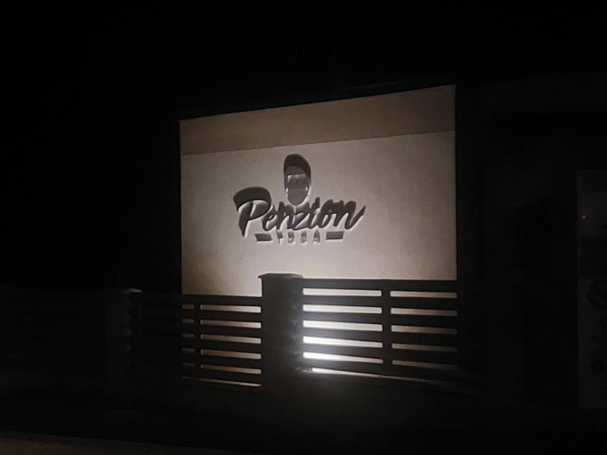 Penzion Tosa Klášterec nad Ohří エクステリア 写真
